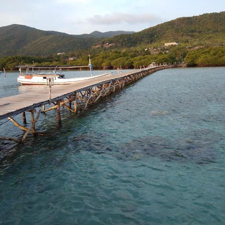 Mangrove Inn Îles Îles Karimunjawa Extérieur photo