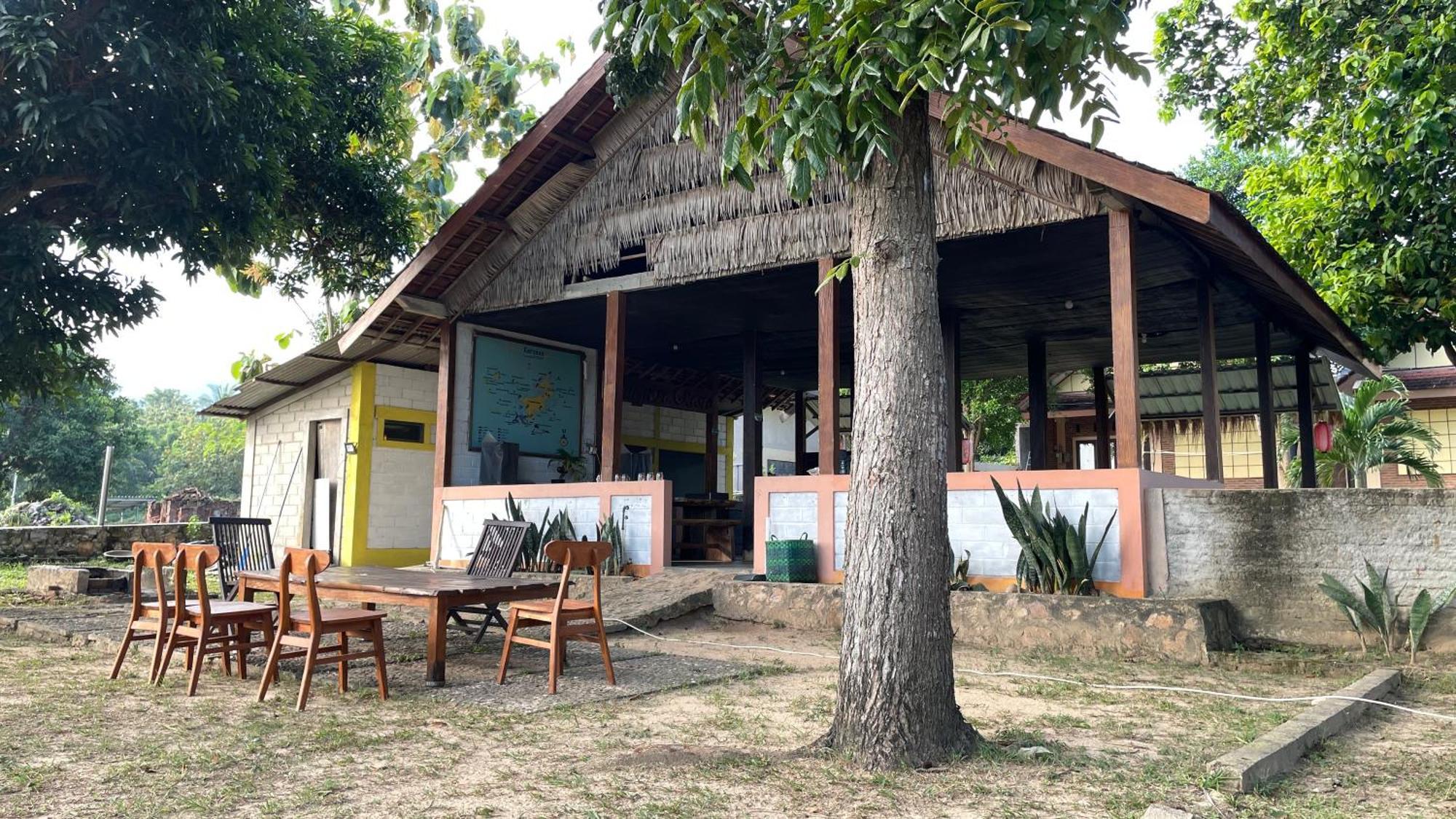 Mangrove Inn Îles Îles Karimunjawa Extérieur photo