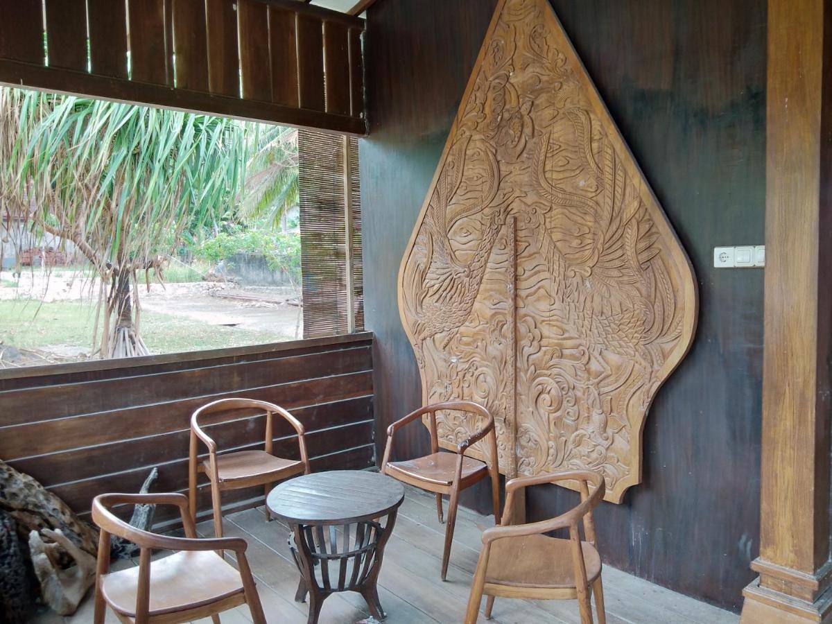 Mangrove Inn Îles Îles Karimunjawa Extérieur photo